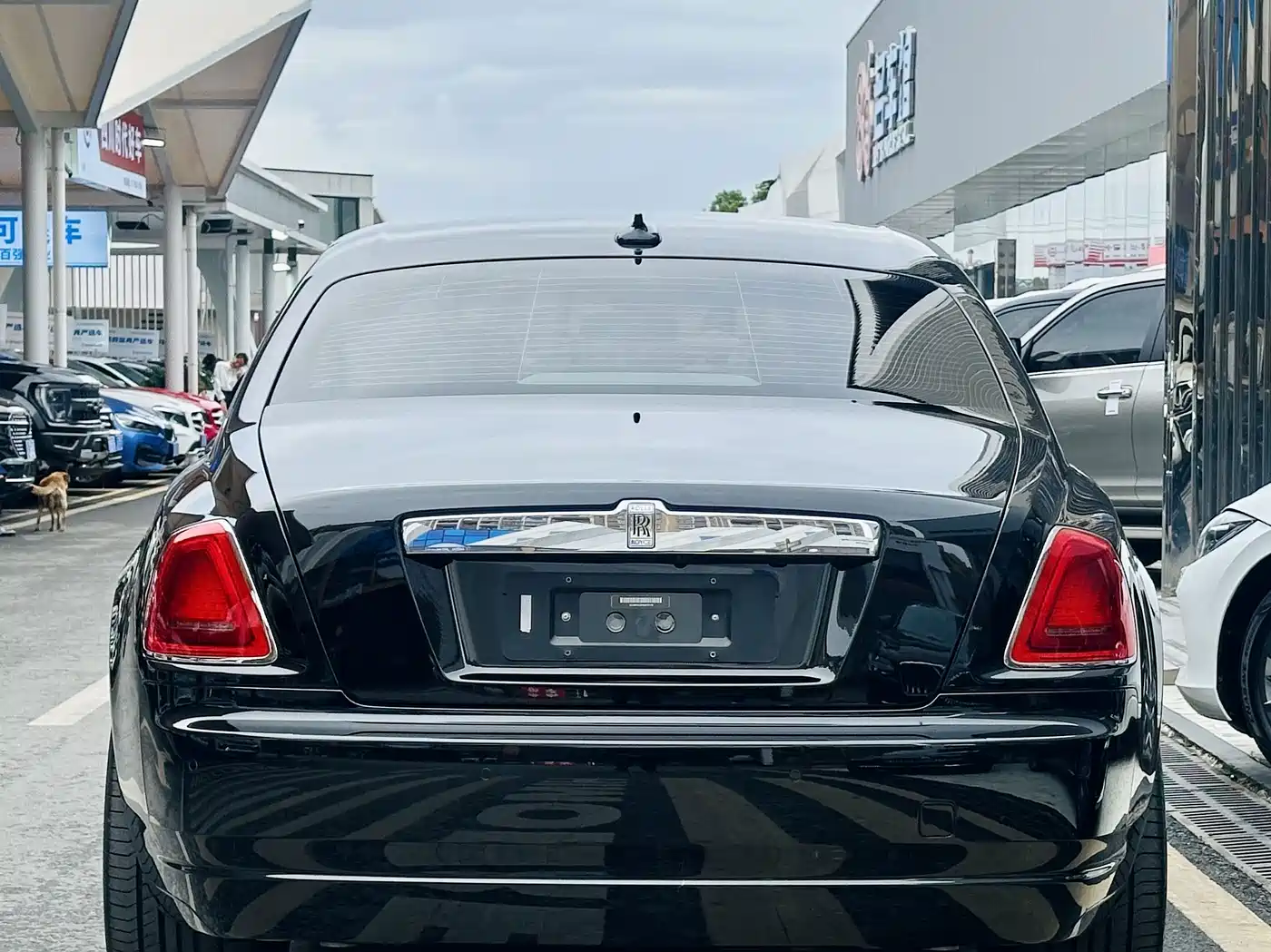Rolls-Royce Ghost 2018 2018 6.6T Long Wheelbase Edition
