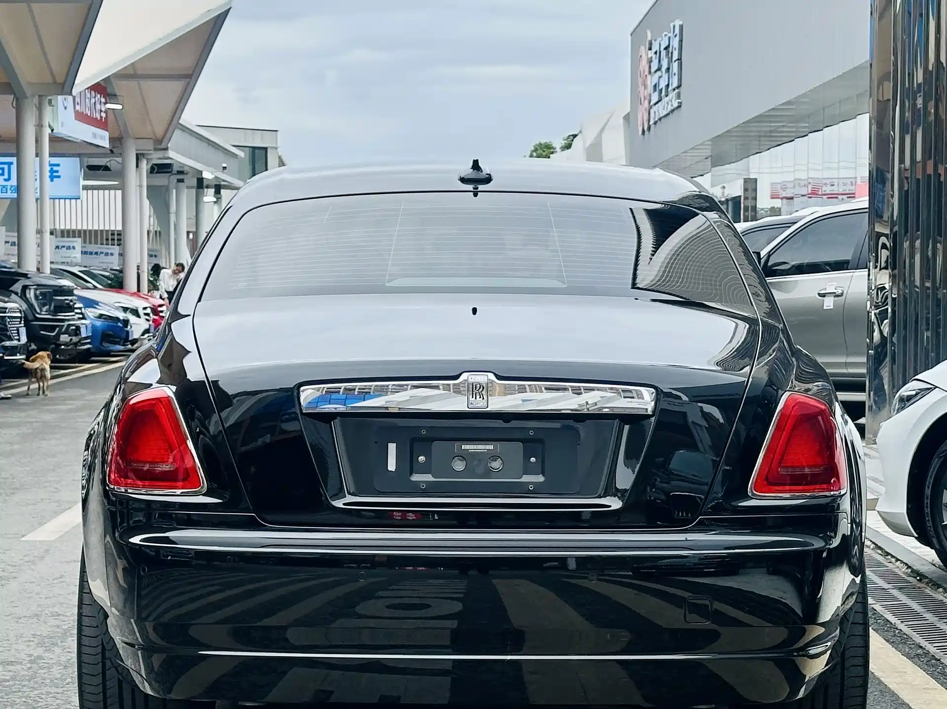 Фото 3 - Rolls-Royce Ghost