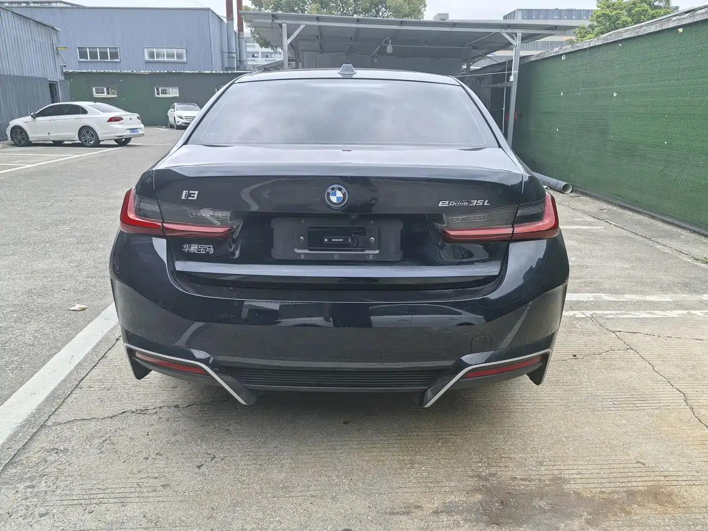 BMW i3 2024 eDrive 35 L фото 14