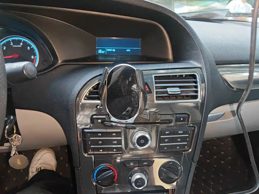 Zhonghua H530 2015 2012 Model 1.5T Automatic Elite