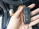 Фото 9 - Ford Edge
