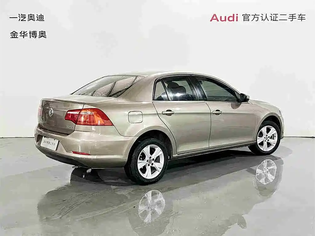 Volkswagen Bora 2013 2013 1.6L Automatic Comfort Model