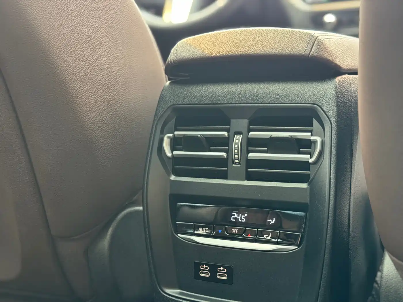 BMW 3 Series 2023 325Li M Sport Black Night Package фото 17