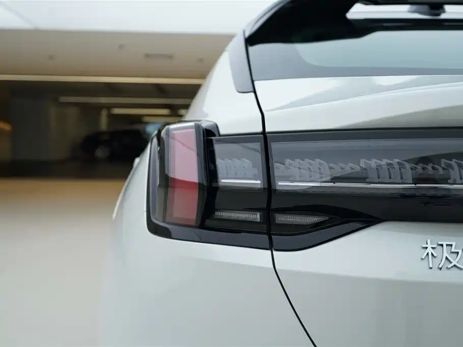 ZEEKR EXTREME KRYPTON 001