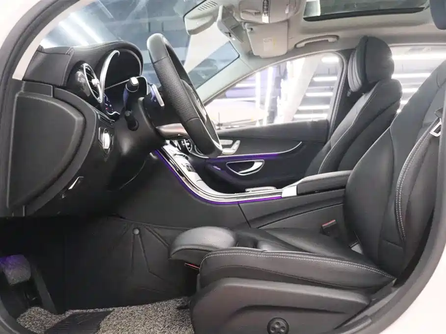 Mercedes-Benz C-Class 2020 Facelift C 260 L Sport фото 14