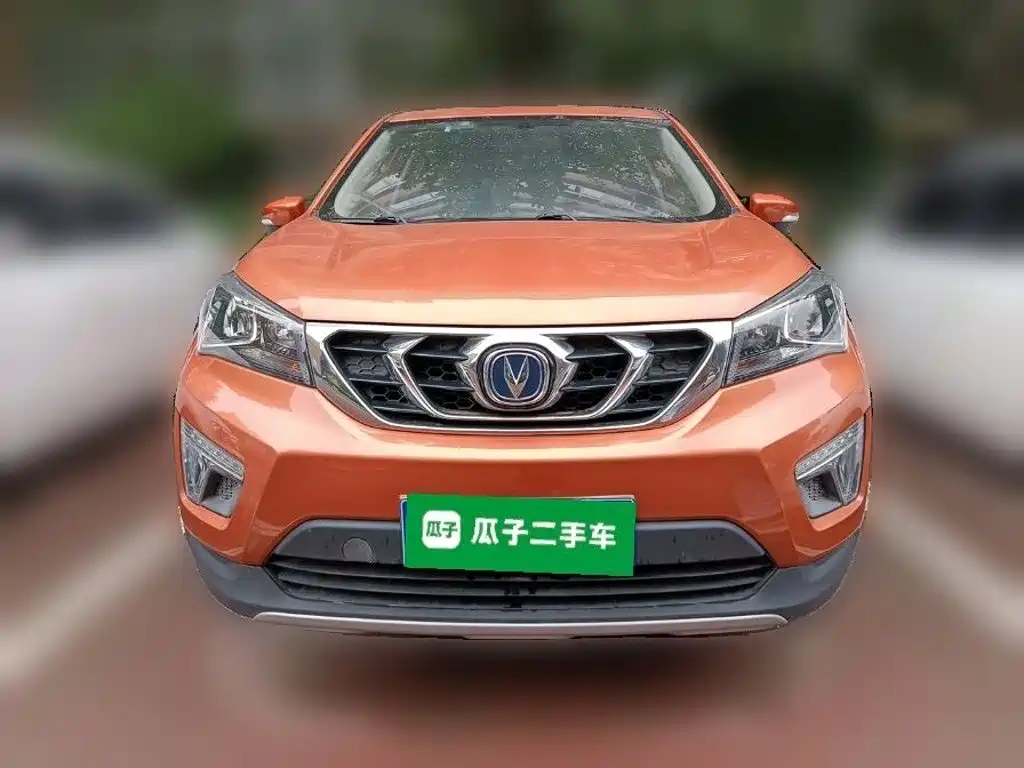 Фото 23 - Changan CS15