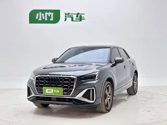 Audi Q2L 35 TFSI, Стиль Драйв