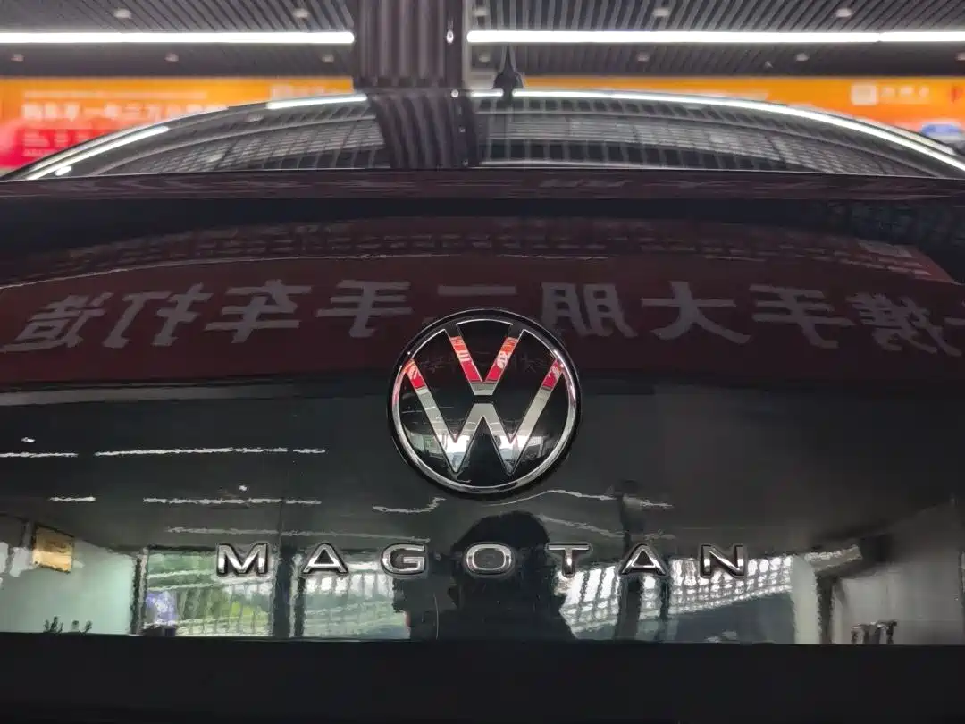 Volkswagen Magotan 2020 330TSI DSG Leading фото 15