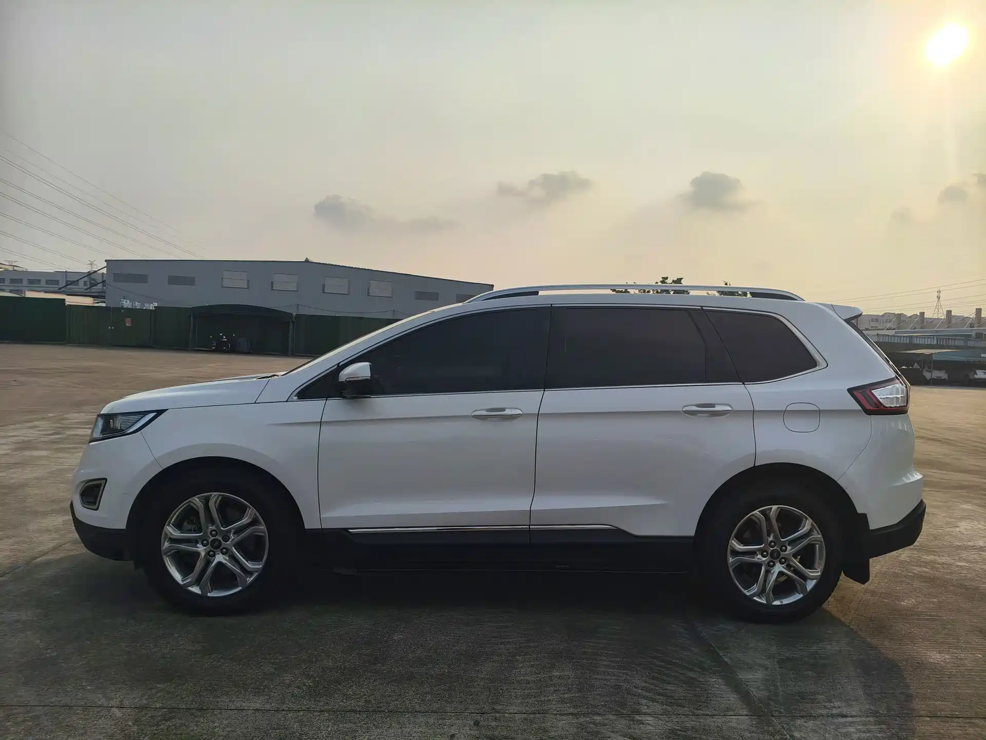 Фото 7 - Ford Edge
