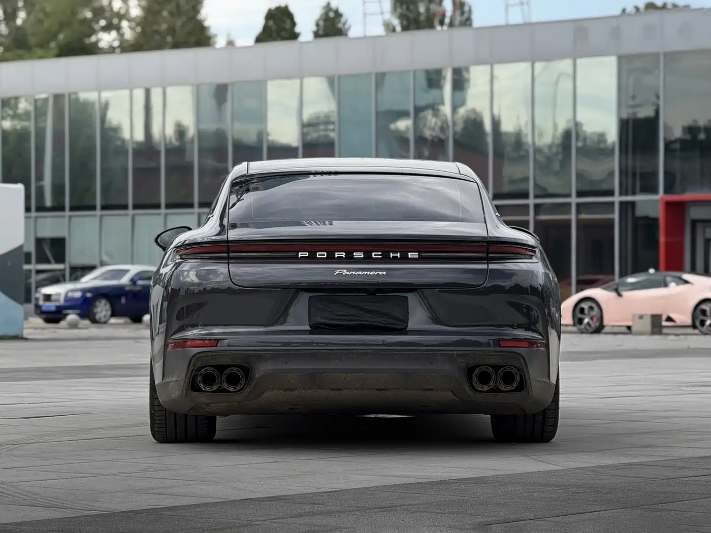 Porsche Panamera 2024 Panamera Executive Long Wheelbase 2.9T фото 12