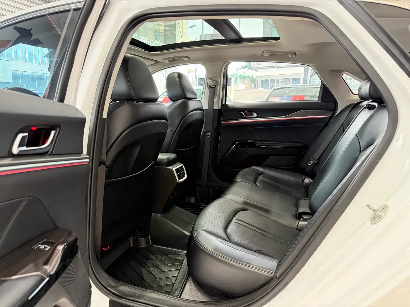 Kia K5 2020 270T CVVD Luxury Tech Version фото 9
