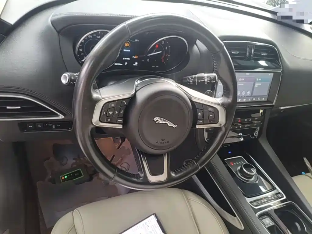 Jaguar F-PACE 2021 2020 2.0T Urban Premium Edition