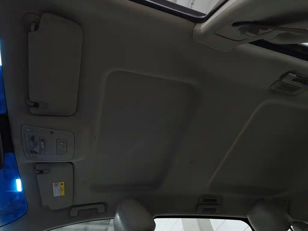 Фото 14 - Buick GL8