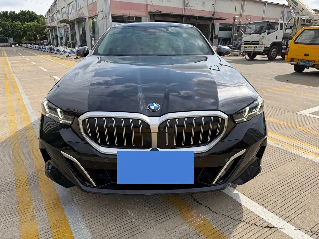 Фото 1 - BMW 5 Series