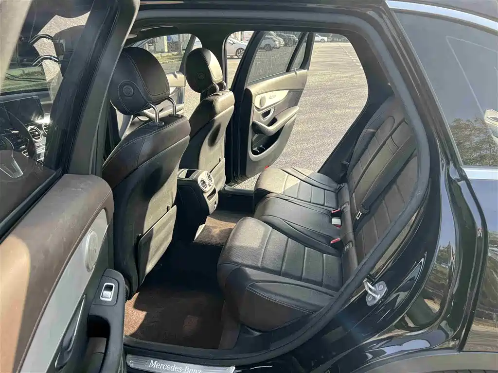 Mercedes-Benz GLC 2020 Facelift GLC 260 L 4MATIC Dynamic фото 14