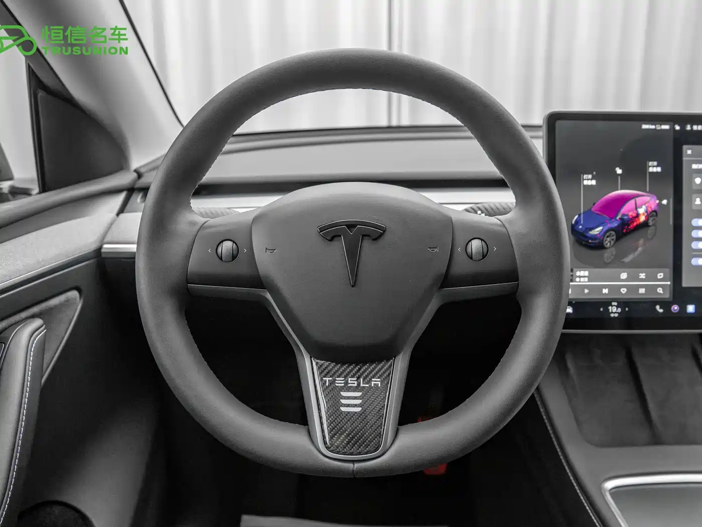 Фото 17 - Tesla Model Y