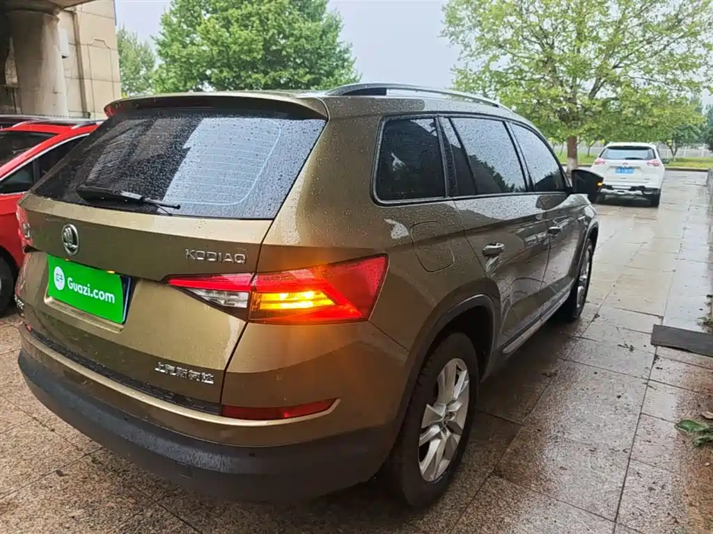 Škoda Kodiaq 2017 TSI330 5-seater 2WD Comfort Edition фото 8