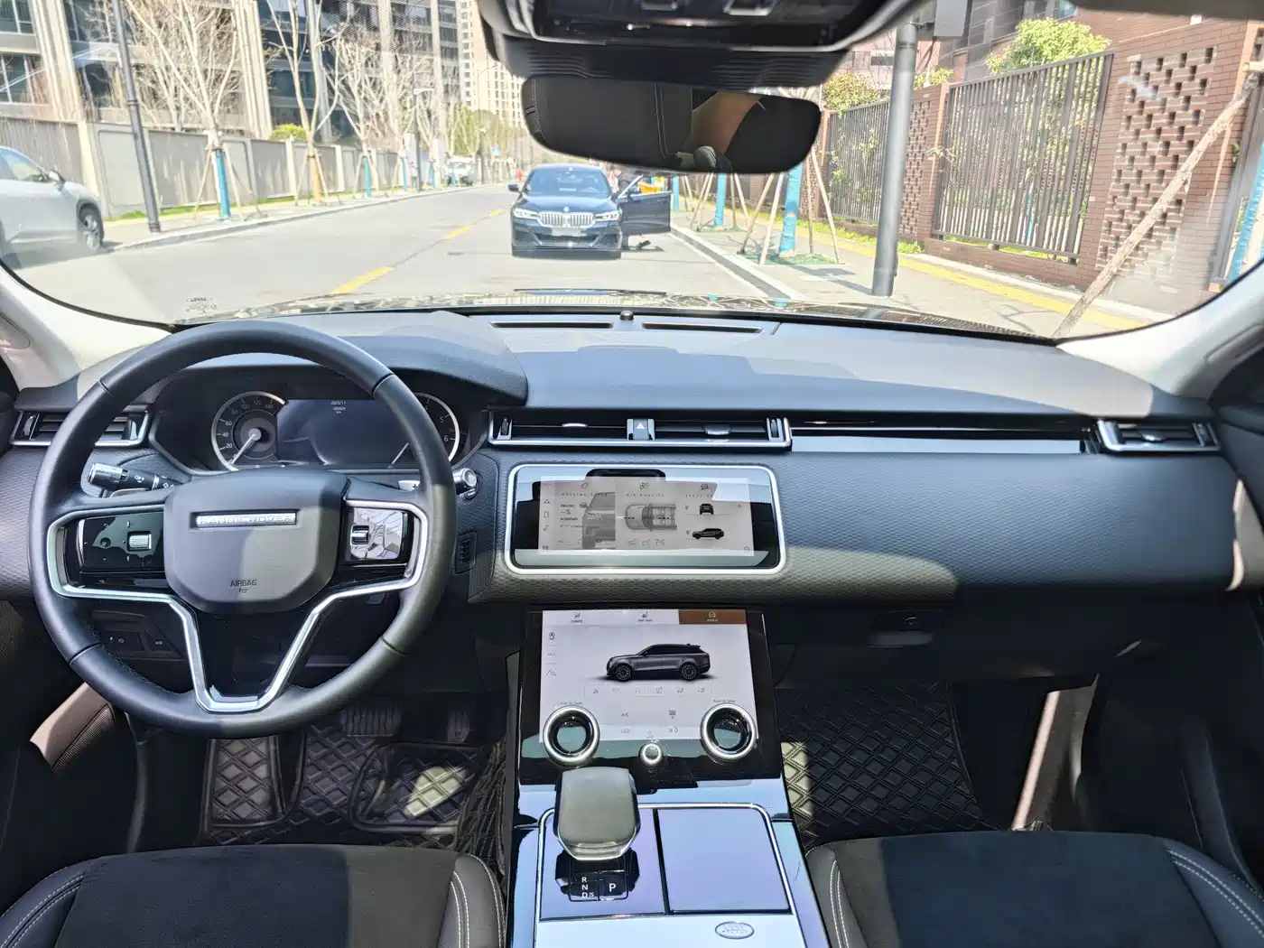 Land Rover Range Rover Velar 2022 250PS фото 6