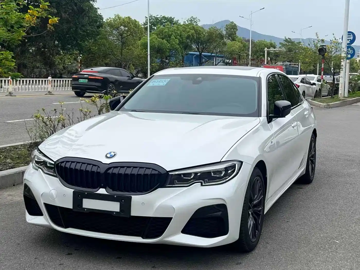 BMW 3 Series 2021 325i M Sport Night Edition