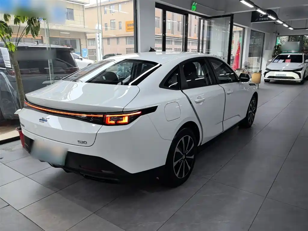 Changan Oshan Changan Oushang 520 2026 2025 Standard Edition