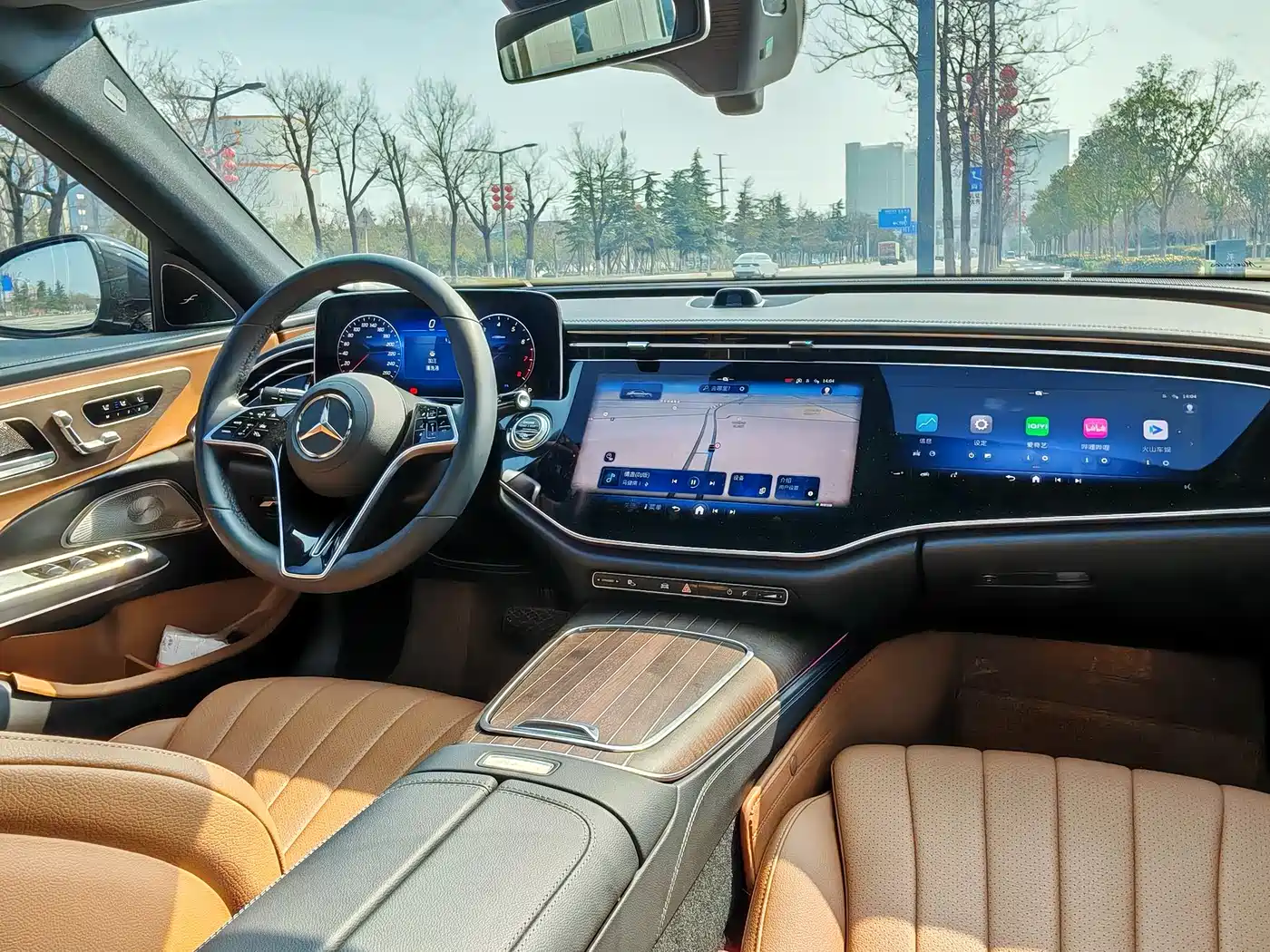Mercedes-Benz E-Class 2024 Model E 300 L Luxury фото 11