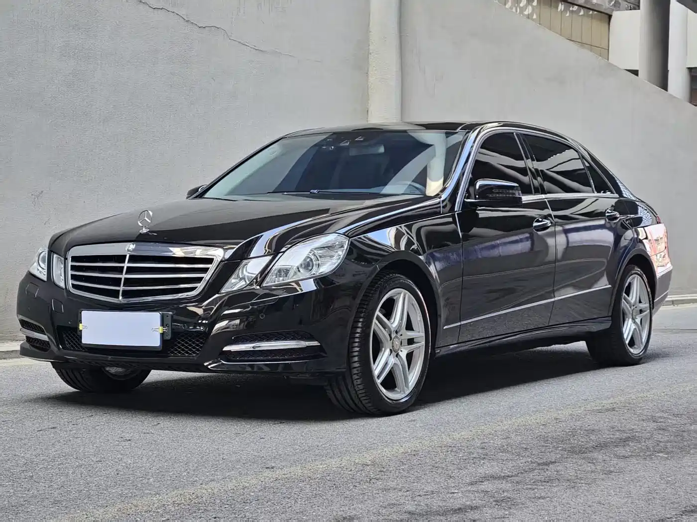Mercedes-Benz E-Class 2013 E 300 L Fashion Luxury