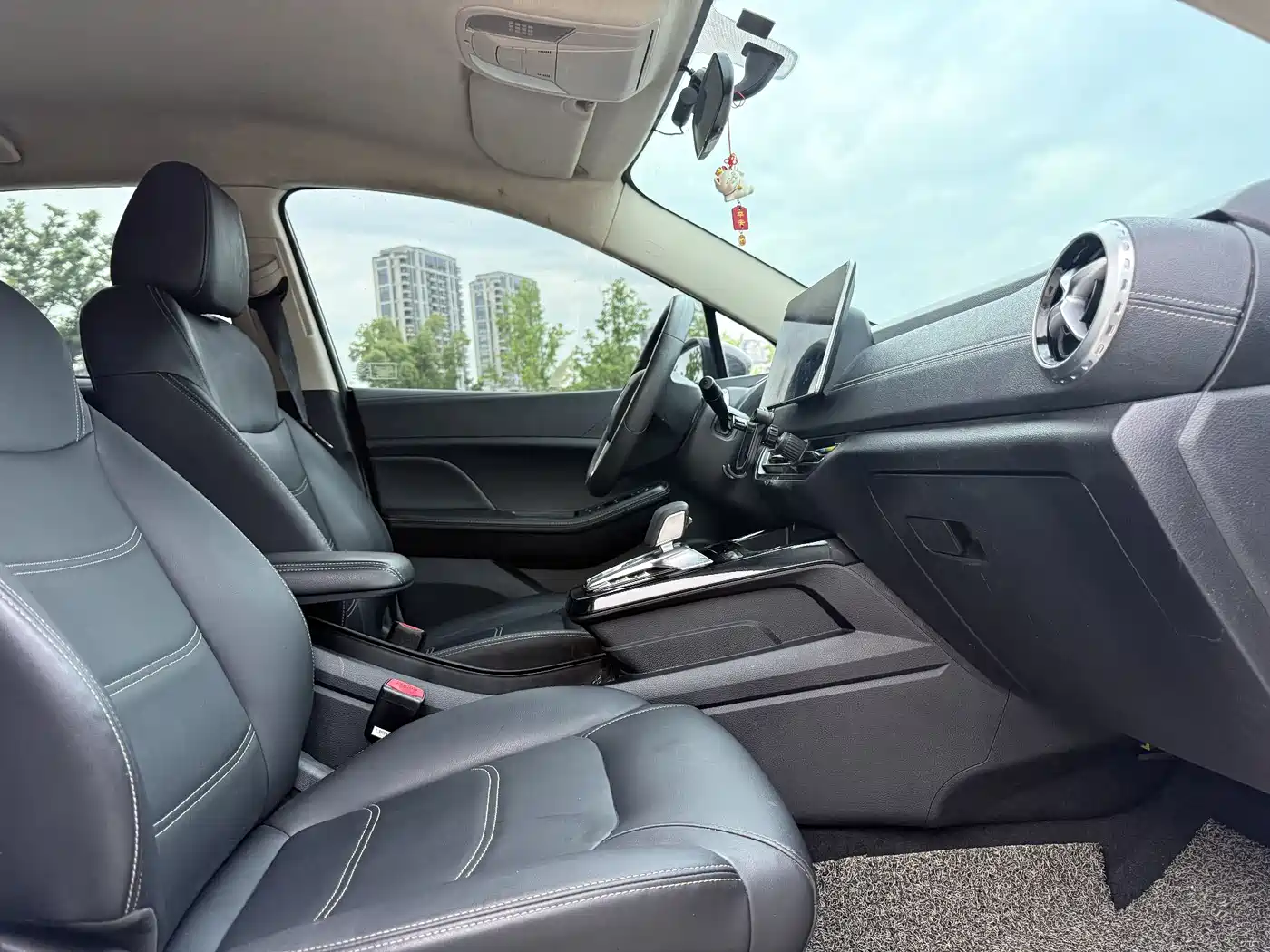 BYD Yuan New Energy 2019 EV360 Smart Connected Premium фото 13