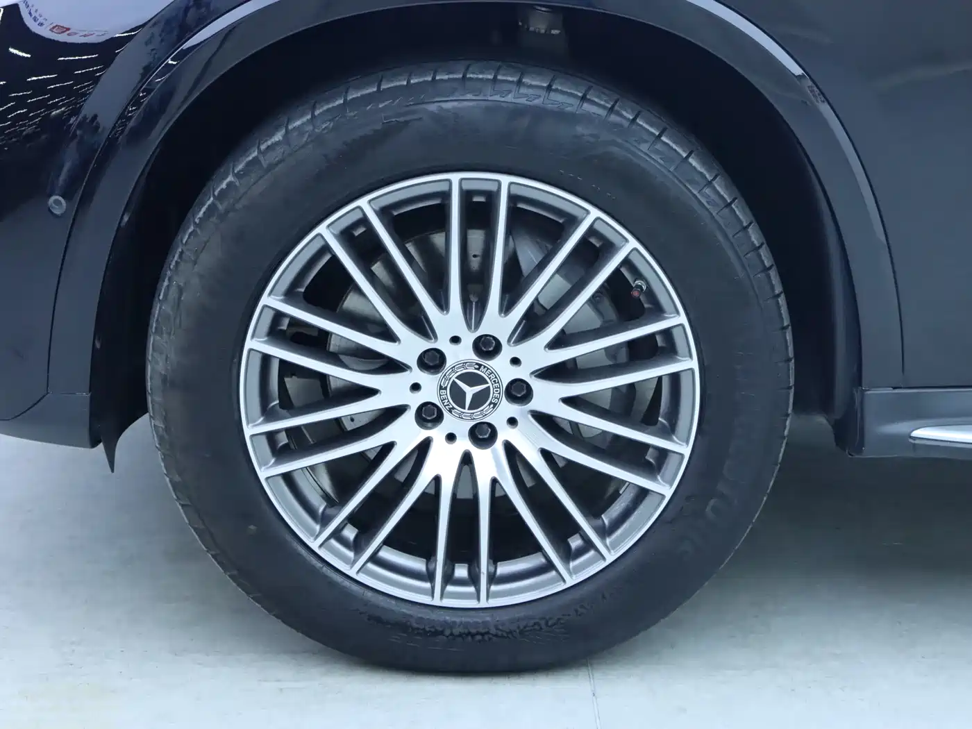 Mercedes-Benz GLC 2024 GLC 300 L 4MATIC Dynamic 5-seater фото 4