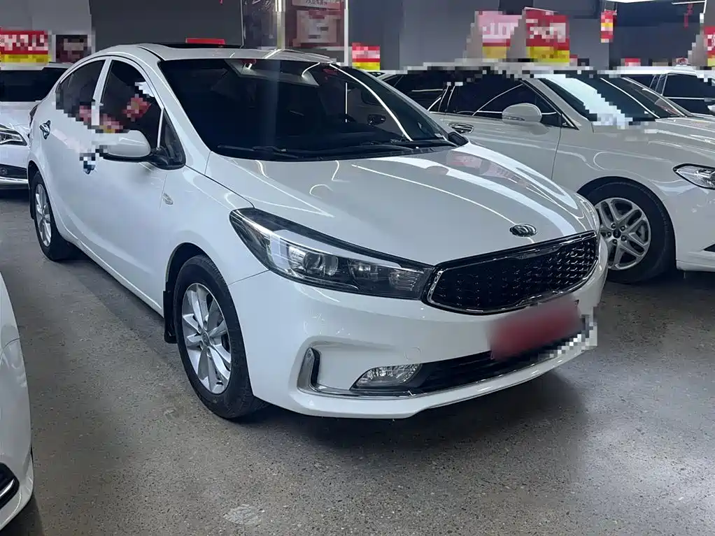 Kia K3 2017 1.6L Automatic 15th Anniversary Special GLS фото 6