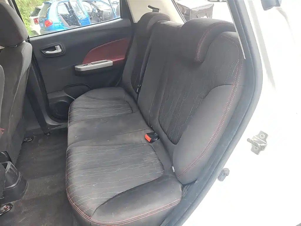 Changan Benben 2017 2015 1.4L IMT Premium (China V)