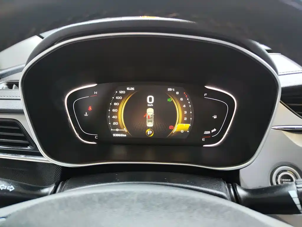 Фото 8 - Geely Binrui