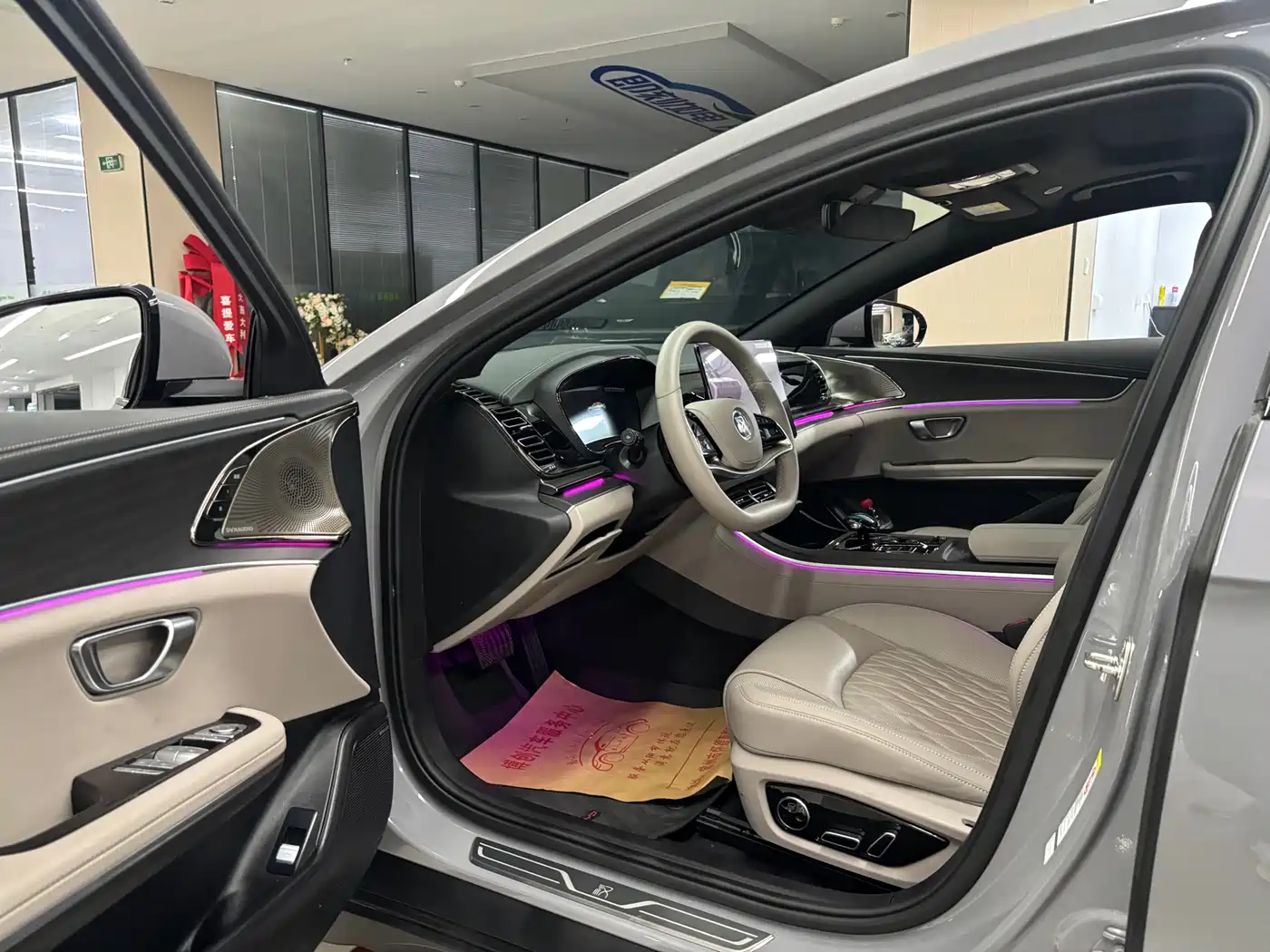BYD Han 2025 DM-i Smart Driving Edition 125KM LiDAR Flagship фото 9