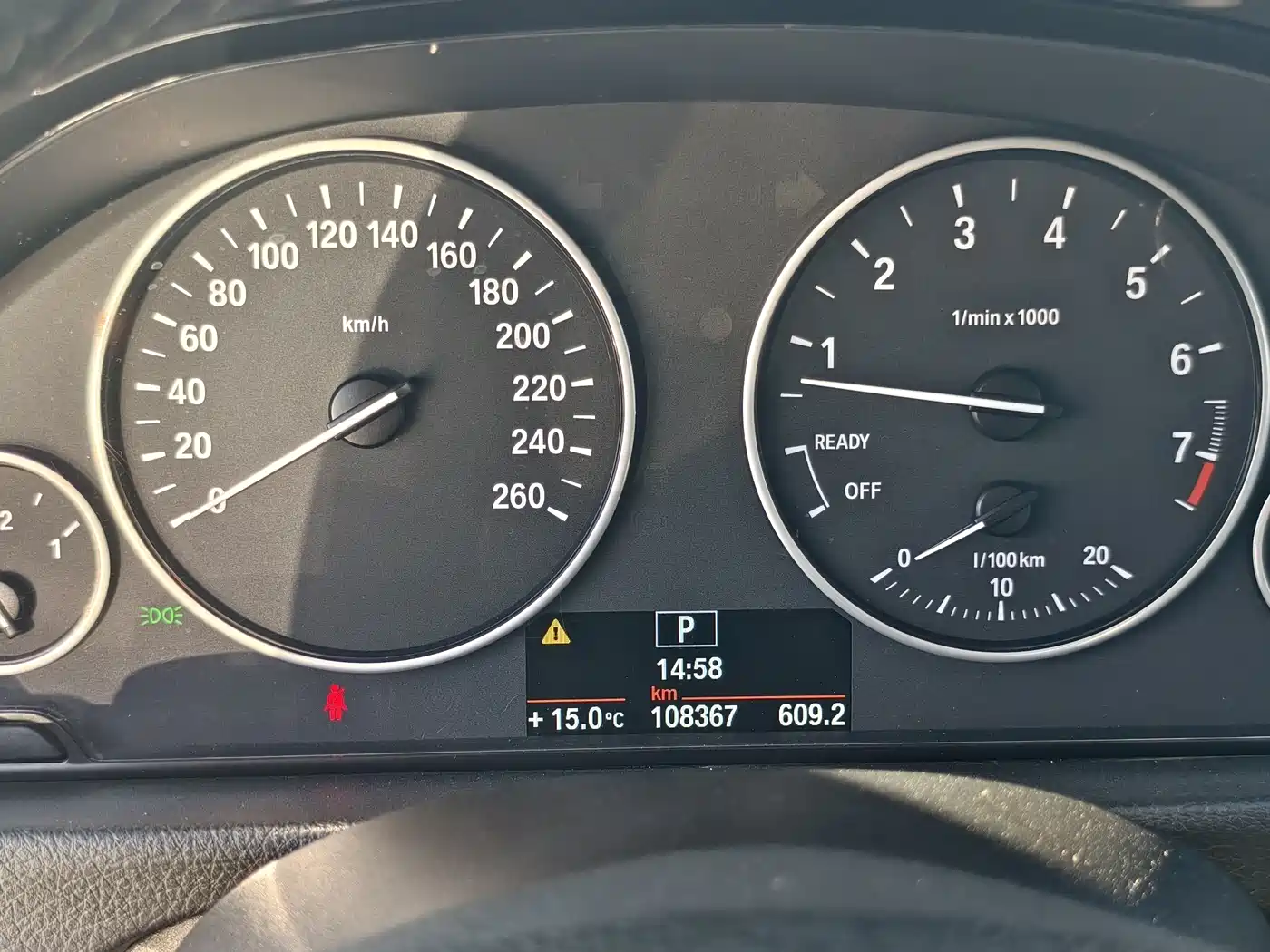BMW 3 Series GT 2013 Model 320i Leading фото 10