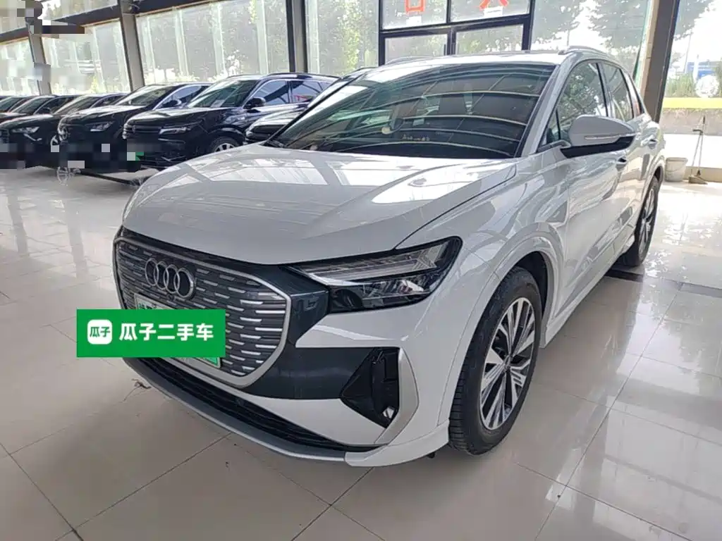 Audi Q4 e-tron 2025 2024 40 e-tron Pioneer Edition