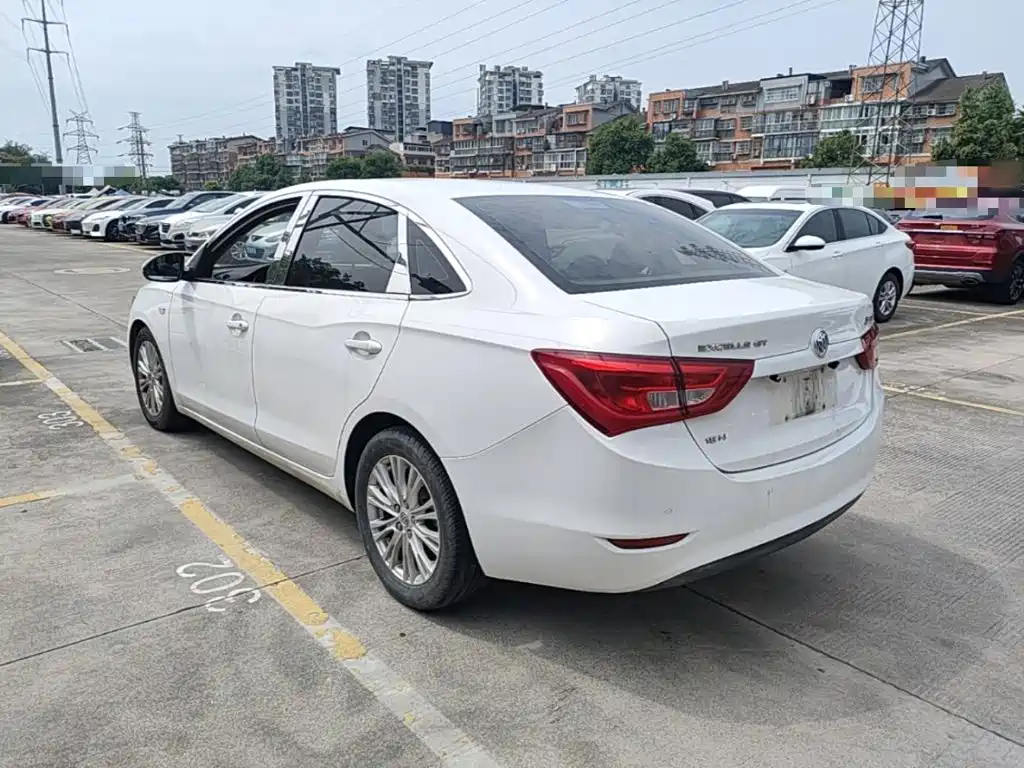 Фото 5 - Buick Excelle