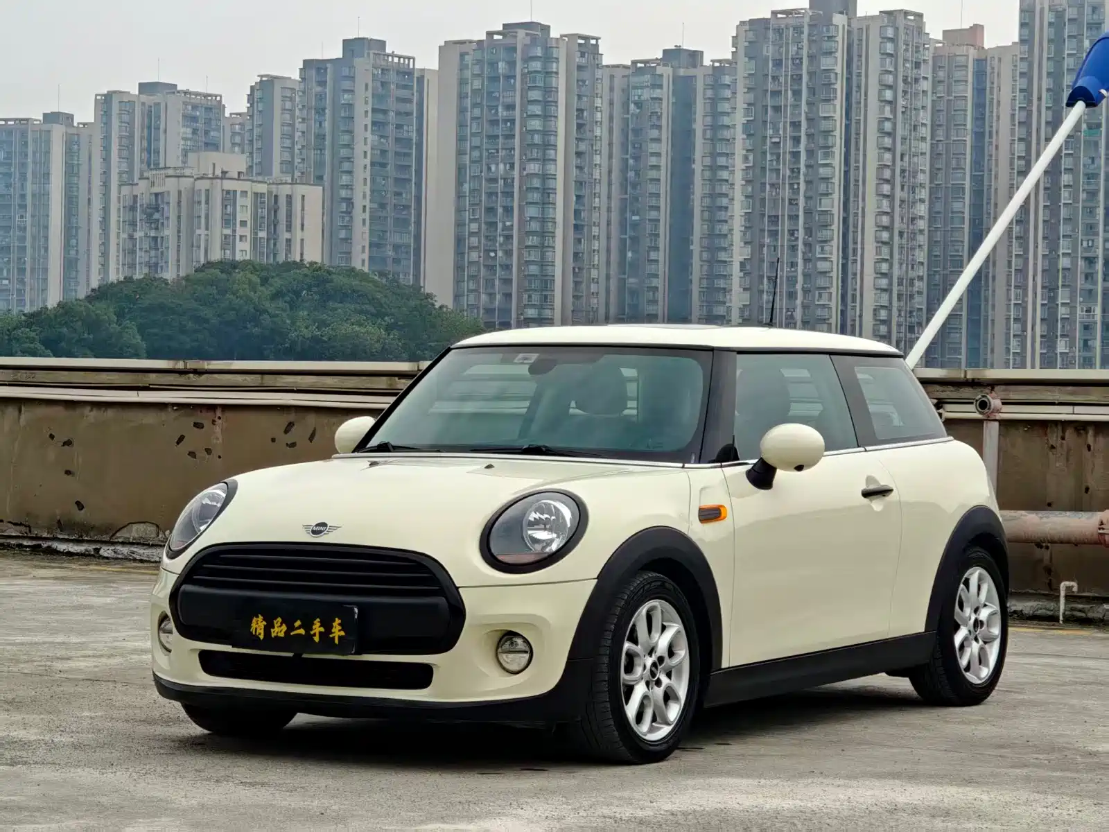 Фото 1 - MINI MINI