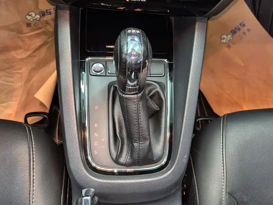 Volkswagen Sagitar 2018 280TSI DSG Comfort фото 16