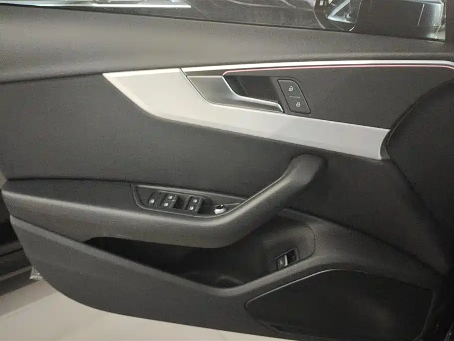 Audi A4L 2020 40 TFSI Luxury Dynamic фото 7
