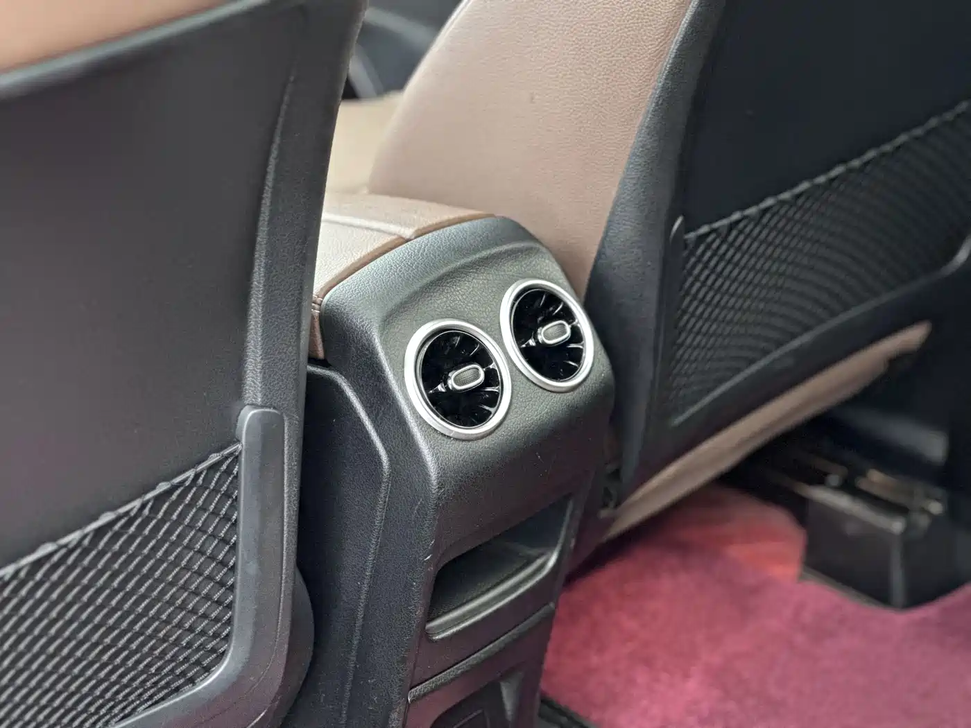 Mercedes-Benz GLB 2023 GLB 220 Dynamic фото 13