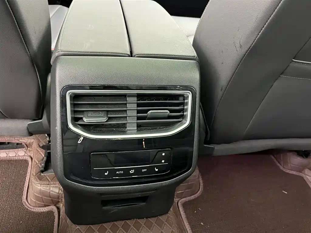 Volkswagen Talagon 2023 380TSI 4WD Luxury Pro Edition фото 12