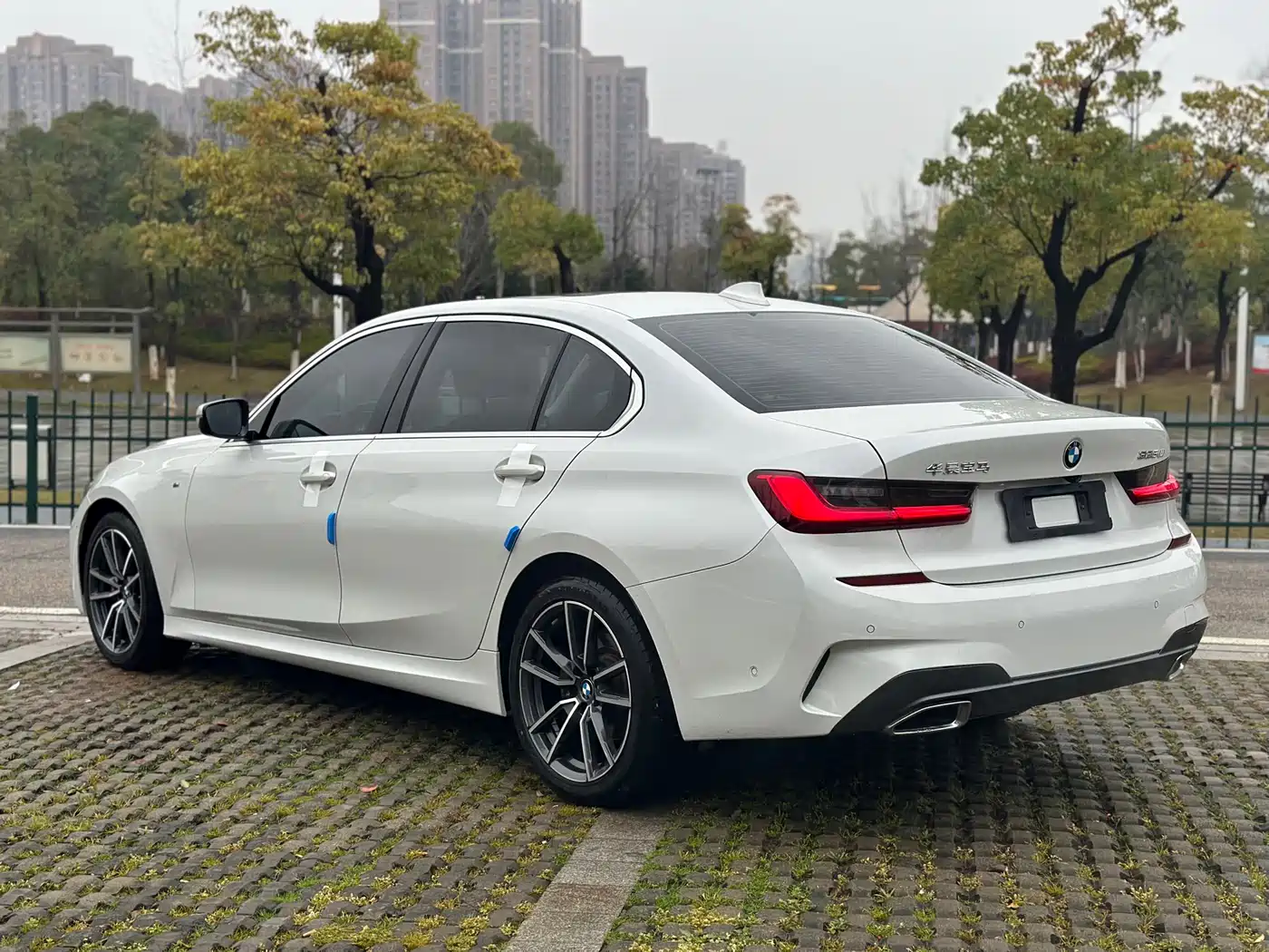 BMW 3 Series 2022 325Li M Sport Package фото 5