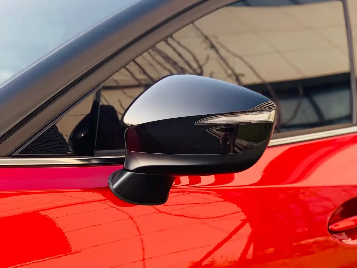 Photo 12 - Mazda CX-4
