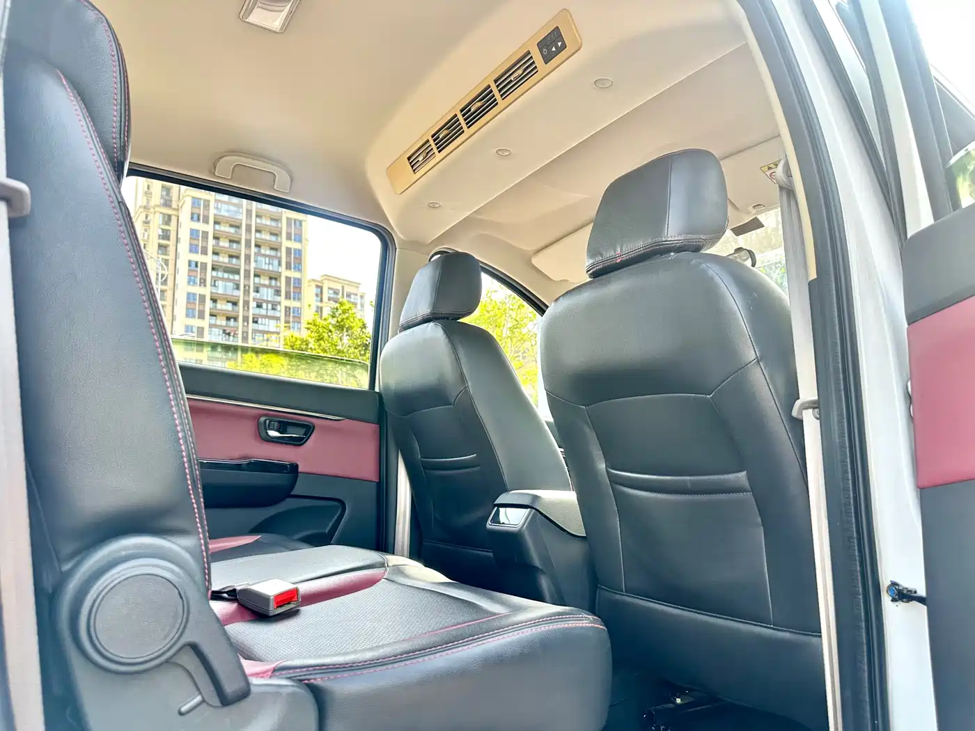 BAIC Huansu H2 2016 2015 1.5L AMT Luxury BJ415C