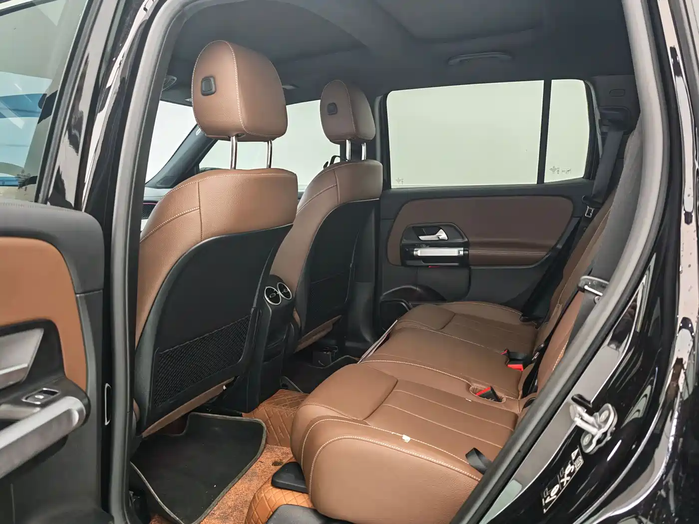 Mercedes-Benz GLB 2025 GLB 220 Dynamic фото 14
