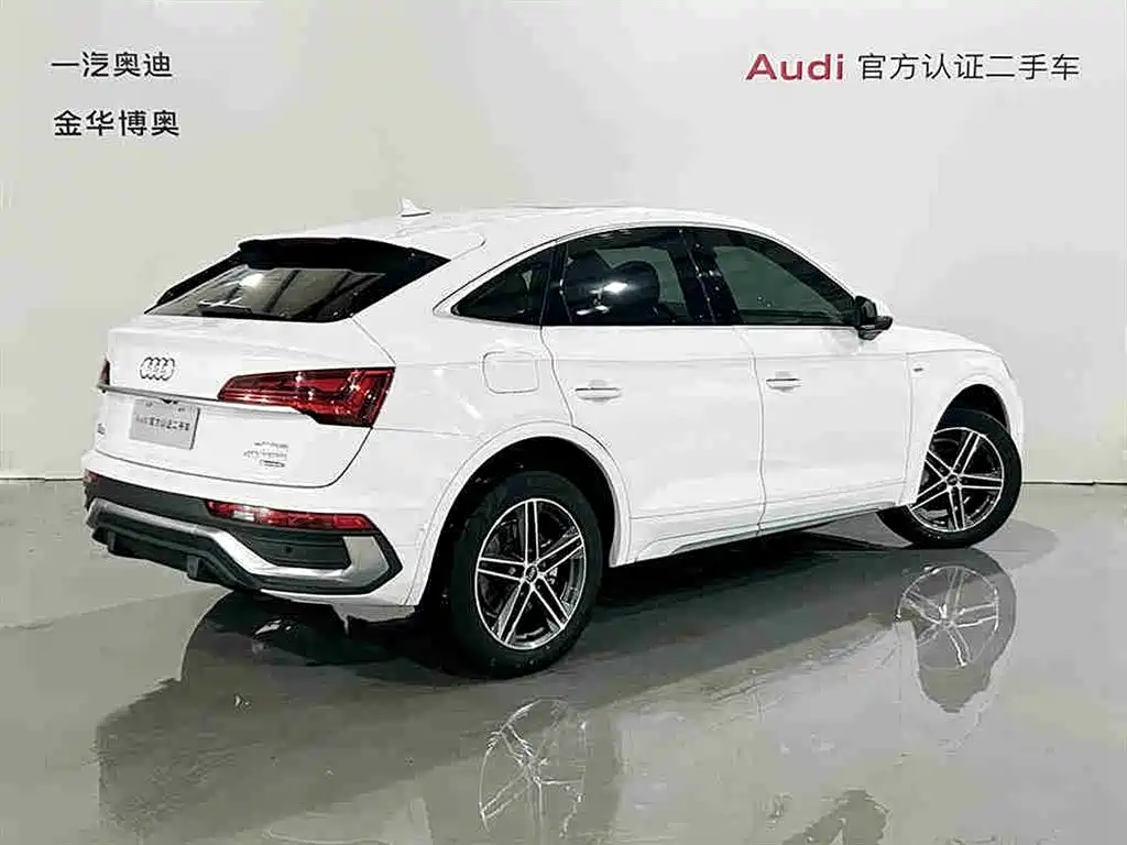 Audi Q5L Sportback 2021 40 TFSI Fashion фото 4