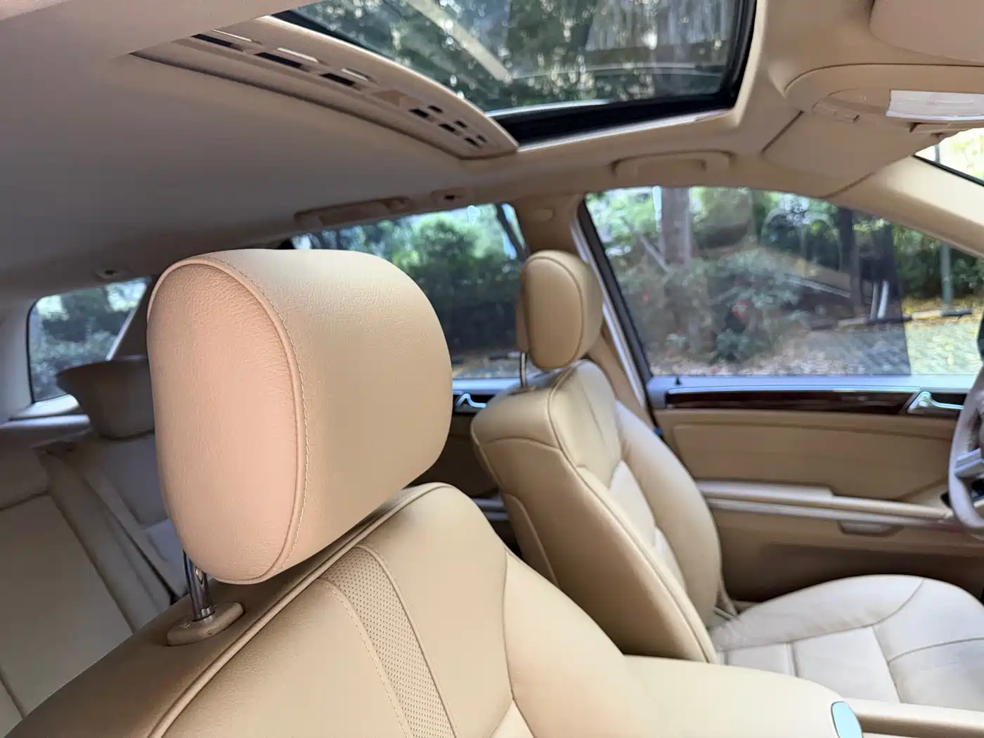 Mercedes-Benz M-Class 2010 ML 350 4MATIC Luxury фото 23