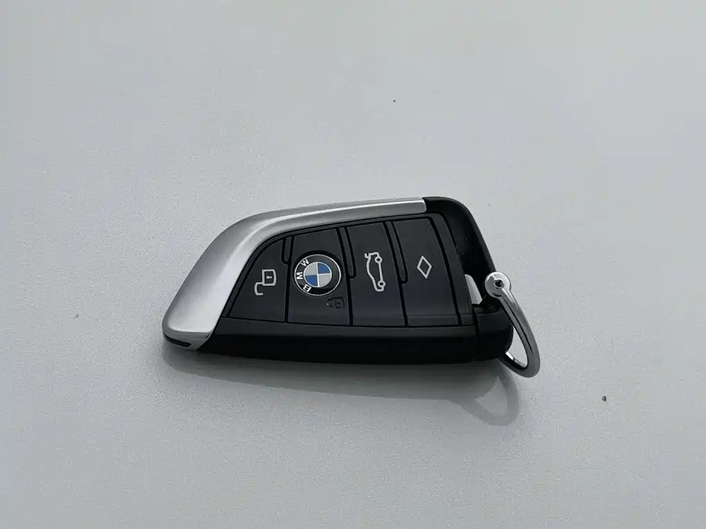 Photo 19 - BMW 3 Series