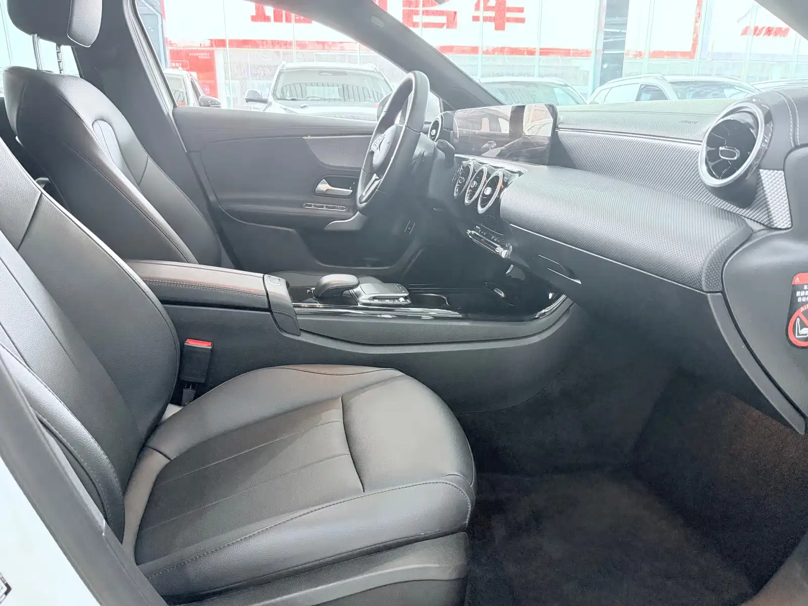 Фото 11 - Mercedes-Benz A-Class