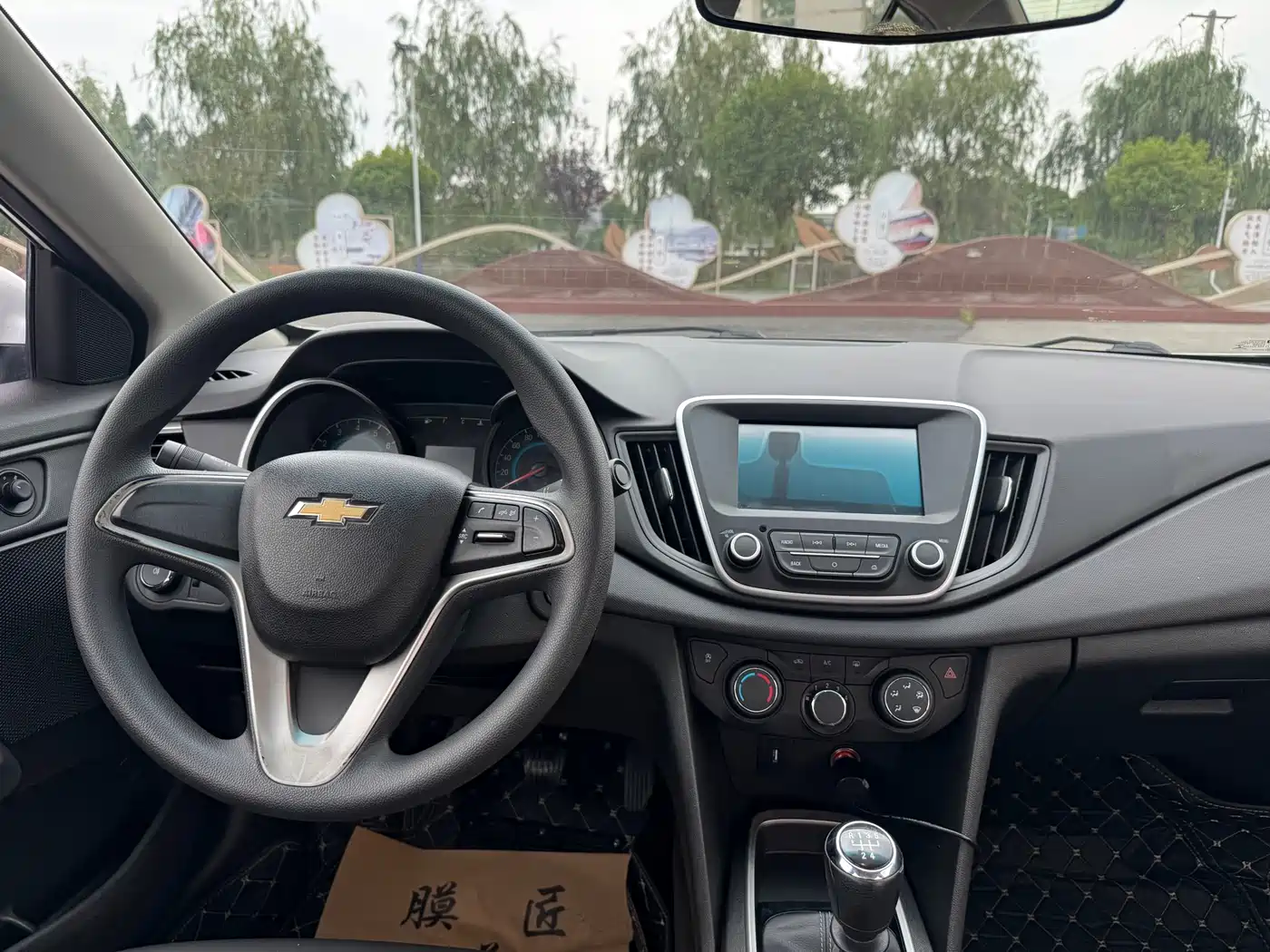 Chevrolet Cavalier 2016 1.5L Manual Delight Edition фото 17