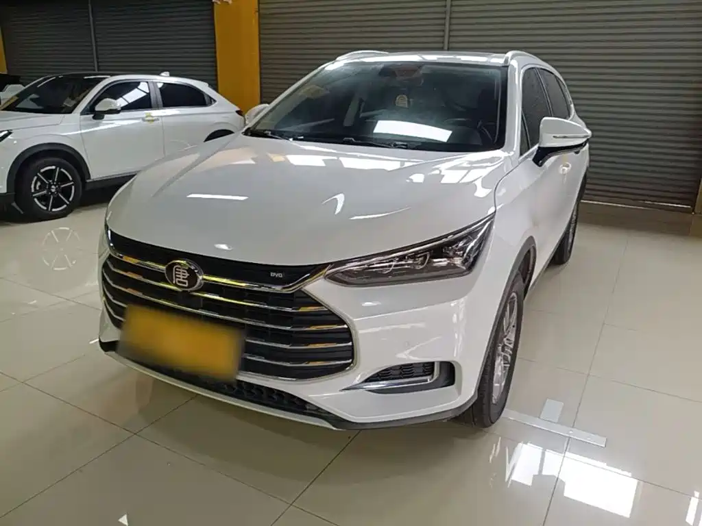 BYD Tang 2019 2019 2.0T Automatic Smart Connect Luxury 5-seater China VI